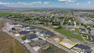 5420 Hershey Ln, West Richland, WA 99353