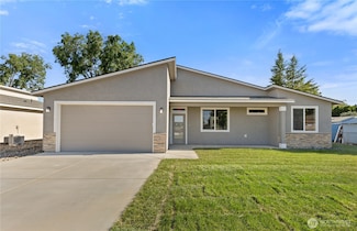 514 S Dorsing St, Moses Lake, WA 98837