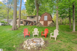 2665 Tonawanda Lake Rd, Grawn, MI 49637