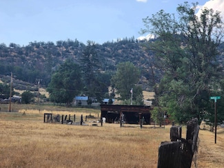 000 1st St, Greenview, CA 96037