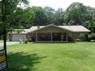 412 Albion Rd, Punxsutawney, PA 15767