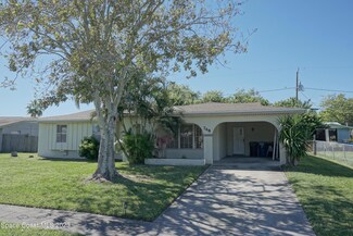 748 Angle St NE, Palm Bay, FL 32905