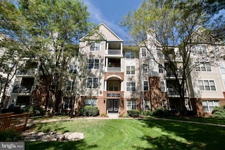 3003 Nicosh Cir Unit 3106, Falls Church, VA 22042