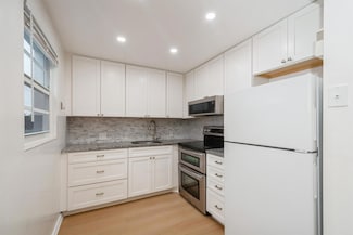 402 Brighton J, Boca Raton, FL 33434