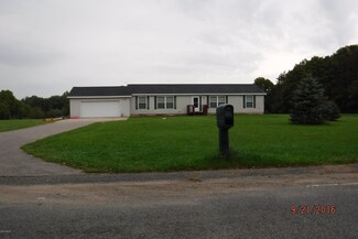 13759 Steffensen St NE, Gowen, MI 49326
