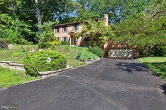 3208 Shoreview Rd, Triangle, VA 22172
