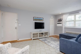 6030 251st St Unit Upper, Little Neck, NY 11362