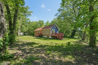 57 Riverlawn Dr, Wayne, NJ 07470
