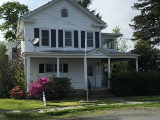 7 Avenue K, Matamoras, PA 18336