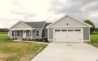 202 John Purdom Dr, Murray, KY 42071