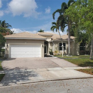 1092 NW 139th Terrace, Pembroke Pines, FL 33028
