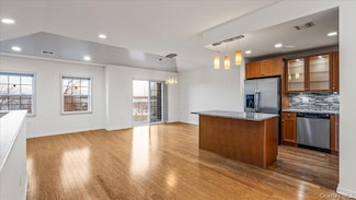 122-04 Powell Cove Blvd Unit C, College Point, NY 11356