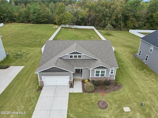 367 Fast Pitch Ln, Four Oaks, NC 27524