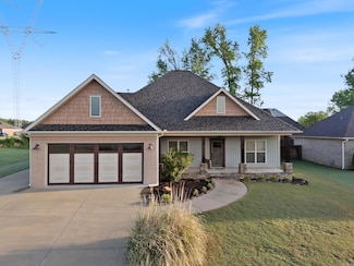 5050 Trinity Crossing Dr, Conway, AR 72034