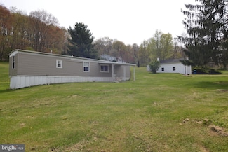 1724 Hametown Rd, Glen Rock, PA