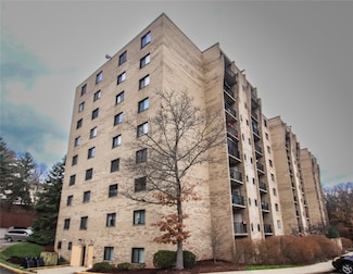 1400 Smokey Wood Dr Unit A607, Pittsburgh, PA 15218