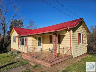 148 Azalea St, Stanleytown, VA 24168