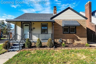 2466 15th St, Wyandotte, MI 48192