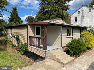 5682 Old U S 22, Hamburg, PA 19526