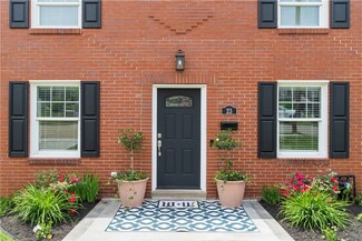 23 York Dr, Pittsburgh, PA 15214