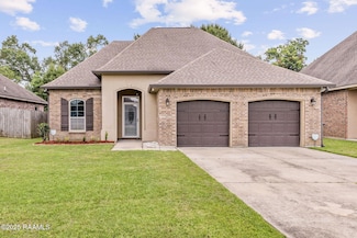 403 Flanders Ridge Dr, Youngsville, LA 70592