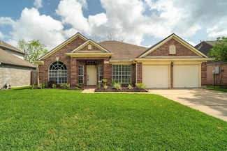 1202 Candlewood Dr, League City, TX 77573