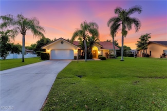 690 Morning Mist Ln, Lehigh Acres, FL 33974