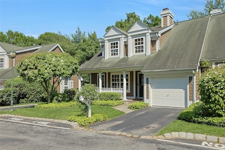17 Deertree Ln, Briarcliff Manor, NY 10510