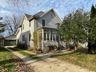 149 Udey St, Columbus, WI 53925