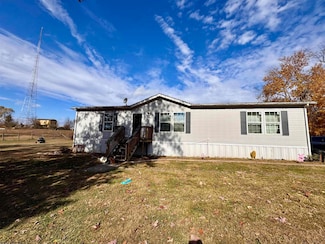 65 Scenicwood Ln, Fairmont, WV 26554