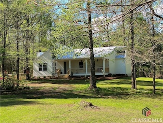 728 Wolfskin Rd, Arnoldsville, GA 30619