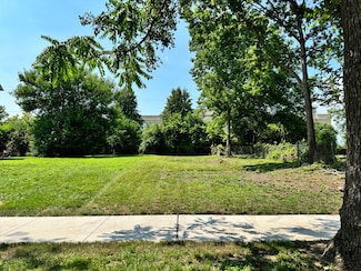 6422 S Minerva Ave, Chicago, IL 60637