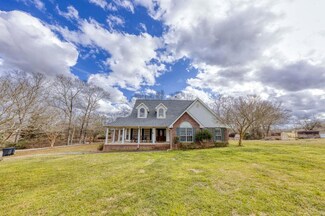 30 Stone Bridge Rd E, Carriere, MS 39426
