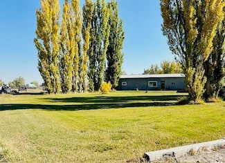 522 N 1st St E, Paul, ID 83347