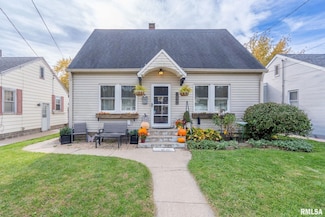 1630 27th Ave, Moline, IL 61265