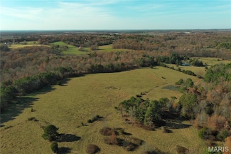 19723 Friendship Dr, Raymondville, MO 65555