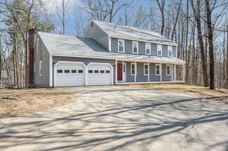 113 Nashua Rd, Pepperell, MA 01463