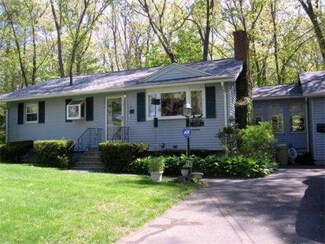 10 Sleigh Rd, Chelmsford, MA 01824