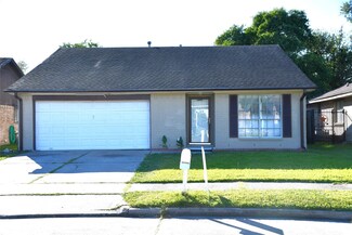 1443 Hitchin Ln, Channelview, TX 77530