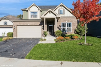 1040 Ironwood Ct, Glenview, IL 60025