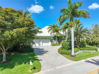 4117 Belair Ln, Naples, FL 34103