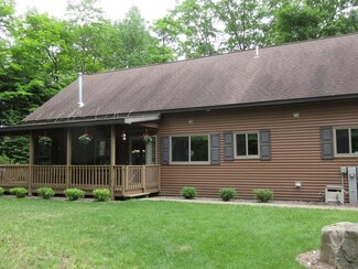 2957 Lakewood Dr, Sayner, WI 54560