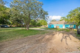 610 Novella Ave, Adkins, TX 78101