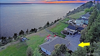 478 Eagle Crest Rd, Camano Island, WA 98282