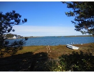 44 Lufkin Point Rd, Essex, MA 01929