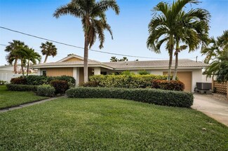 1386 40th Ave NE, Saint Petersburg, FL 33703