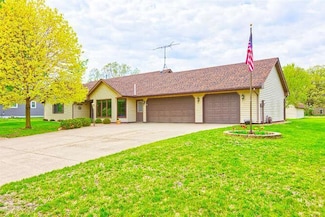 907 Sellards Dr, Dassel, MN 55325
