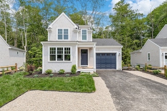 12 Pat Rose Way, Rockland, MA 02370