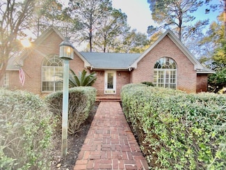 172 22nd Ave, Apalachicola, FL 32320