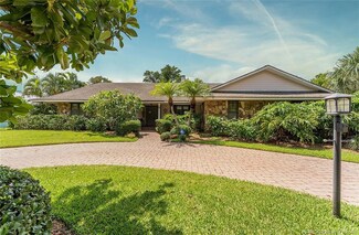 15 Perriwinkle Crescent, Stuart, FL 34996